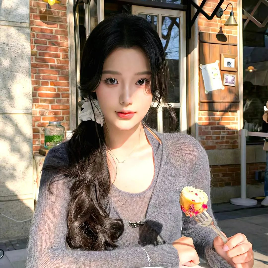 大院子女封面